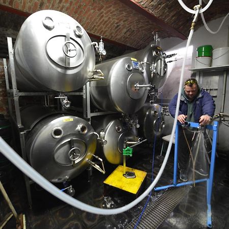 Penzion Pivovar Podlesi Příbram Eksteriør billede